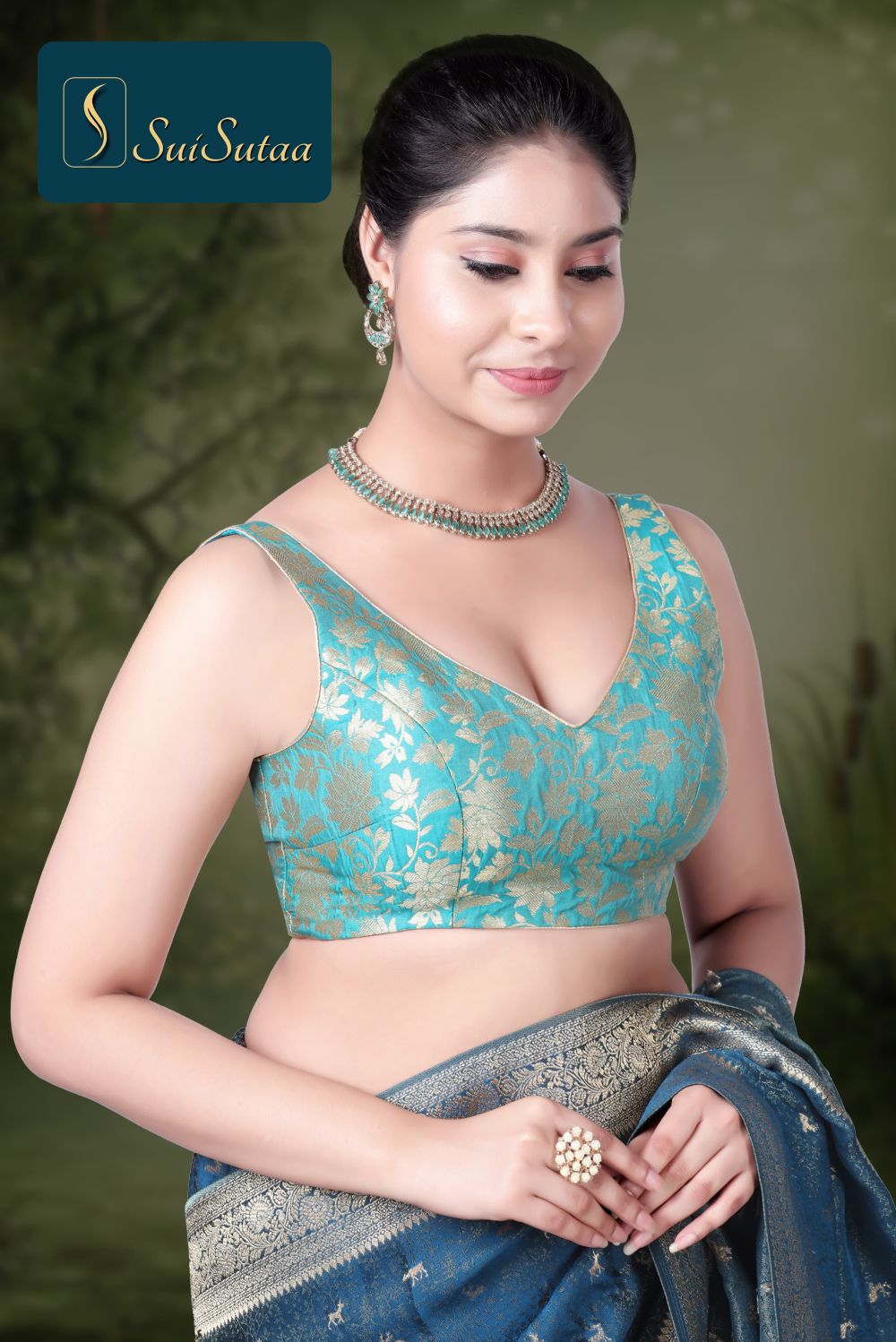 Sleeveless blouse