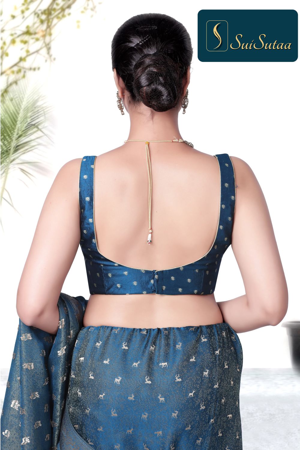Sleeveless blouse