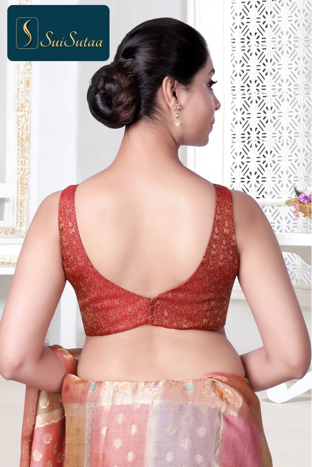 Sleeveless blouse
