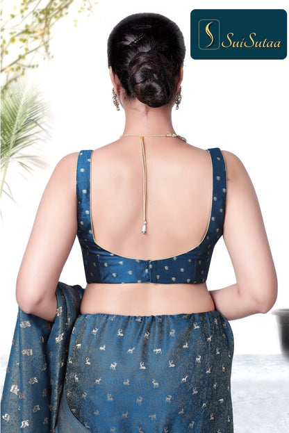 Sleeveless blouse
